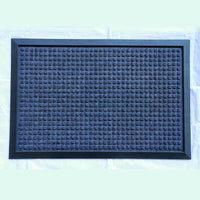 Polypropylene surface mat with non-slip rubber base for indoor and outdoor entryways